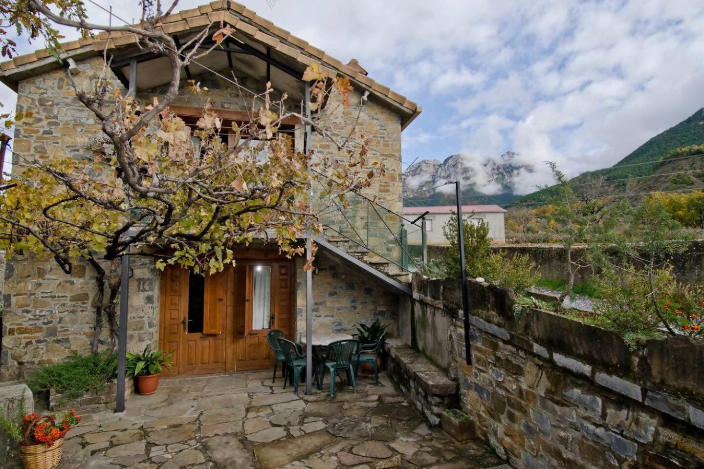 El Cajigar Ordesa Ainsa Casa Rural Laspuña Eksteriør bilde